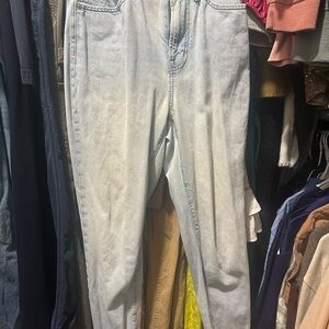 Madewell Light Wash Women's Boyfriend Jeans